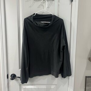 We The Free Charcoal Black Mock Neck Flowy Long Belle Sleeve Top Size Small